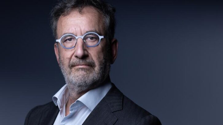 Image à la une de Chez Les Nouveaux Éditeurs, on s’interdit les ingérences et l’IA