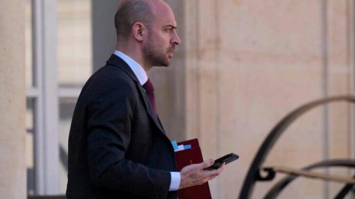 Image à la une de Le chef de la diplomatie française à Alger pour réinitialiser la relation France-Algérie