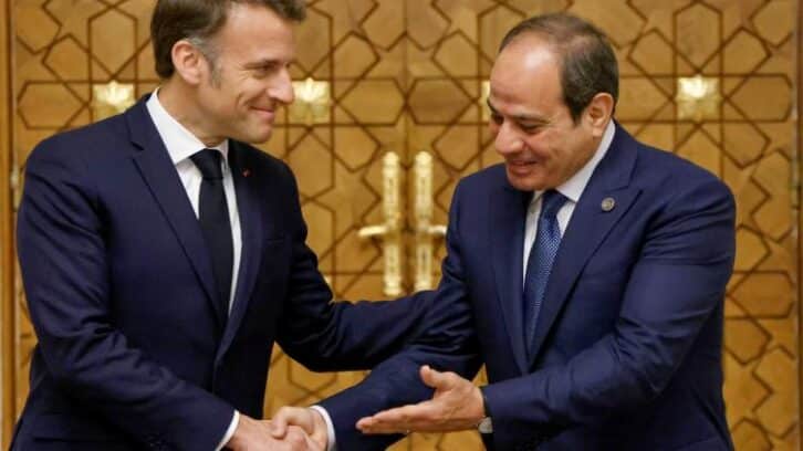 Image à la une de Au Caire, Macron rejette tout “déplacement” des habitants de Gaza et tout rôle futur du Hamas