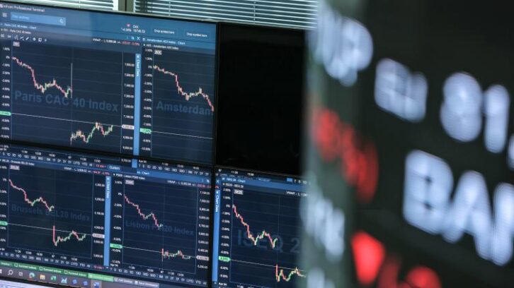 Image à la une de Les Bourses dégringolent à cause des droits de douane