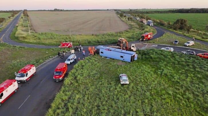 Image à la une de Brésil: 10 morts dans un accident d’autocar, dont deux enfants