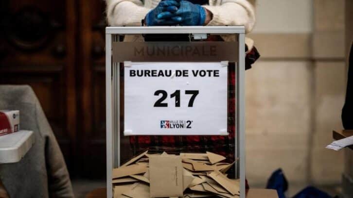 Image à la une de Les députés divisés adoptent l’article phare de la réforme du scrutin municipal à Paris, Lyon et Marseille