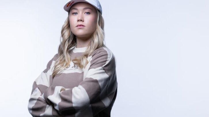 Image à la une de Ski acrobatique: Tess Ledeux ne veut “pas griller les étapes” avant les JO de Milan-Cortina