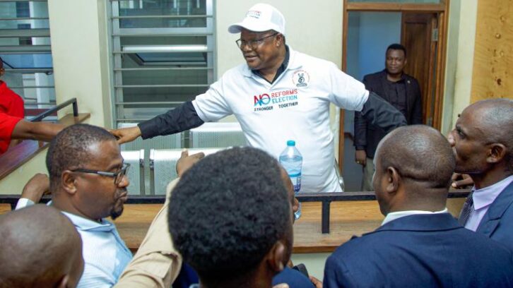 Image à la une de Tanzanie: le chef de l’opposition inculpé pour “trahison” à six mois de la présidentielle