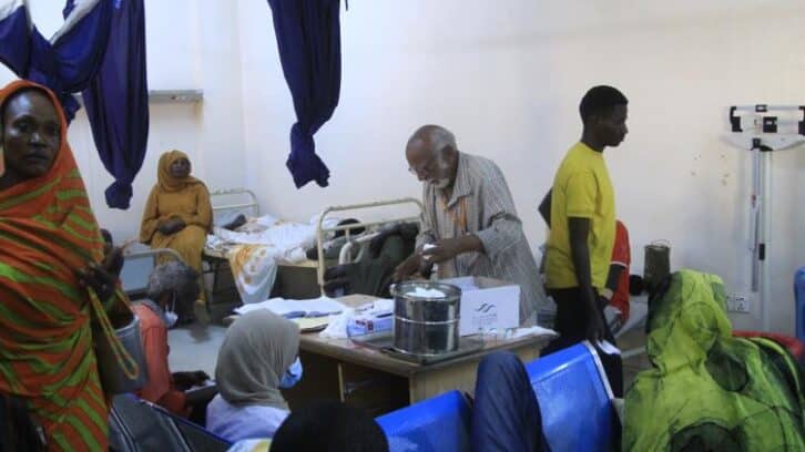 Image à la une de Soudan: les deux tiers des civils dans les zones de guerre privés de soins, selon le CICR