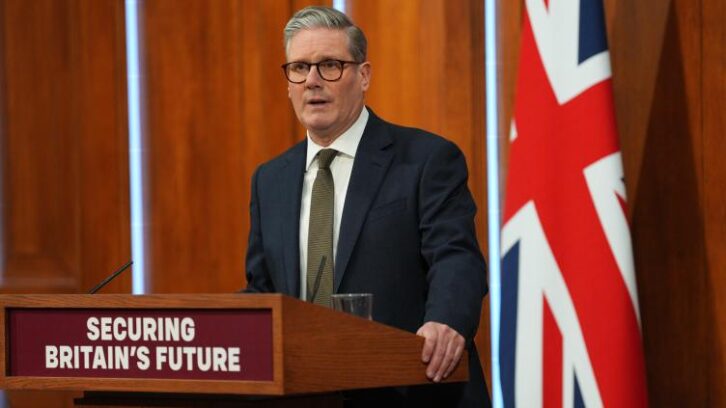 Image à la une de Royaume-Uni: le Parlement convoqué en urgence pour “prendre le contrôle” des hauts fourneaux de British Steel