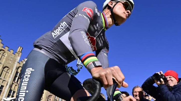 Image à la une de Paris-Roubaix: Van der Poel, l’ombre d’un doute