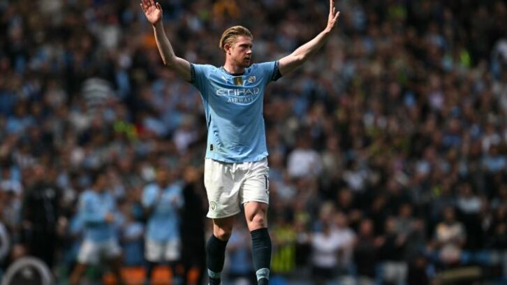 Image à la une de Angleterre: Aston Villa sur le tard, City réactif