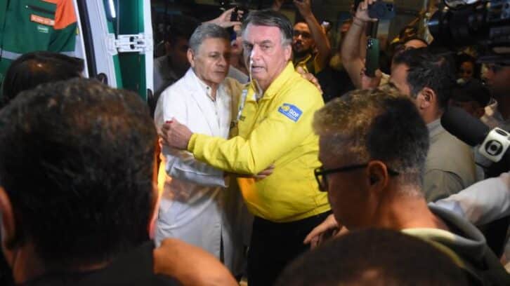 Image à la une de Brésil: Bolsonaro opéré à l’abdomen pour une occlusion intestinale