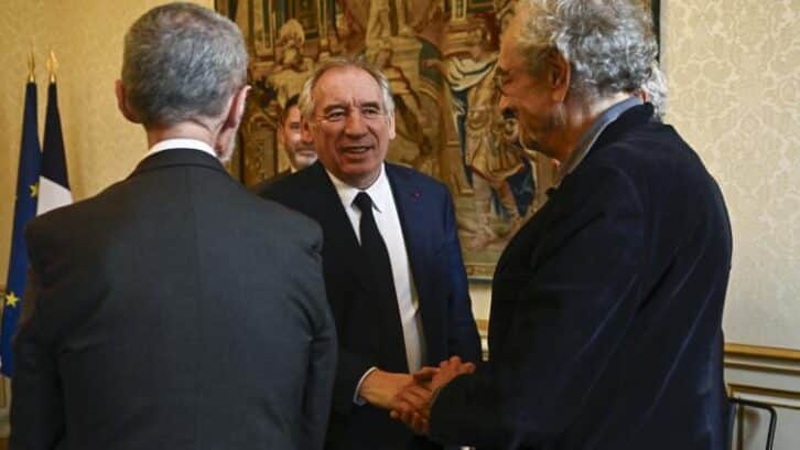 Image à la une de Bayrou reçoit le comité de soutien de Sansal, dénonce une situation “insupportable”