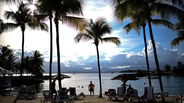 Image à la une de En Guadeloupe, la montée en gamme du tourisme freinée par les réalités du terrain