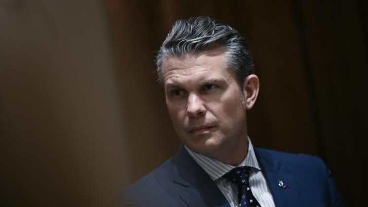 Image à la une de USA: le ministre de la Défense impliqué dans une autre faille de sécurité