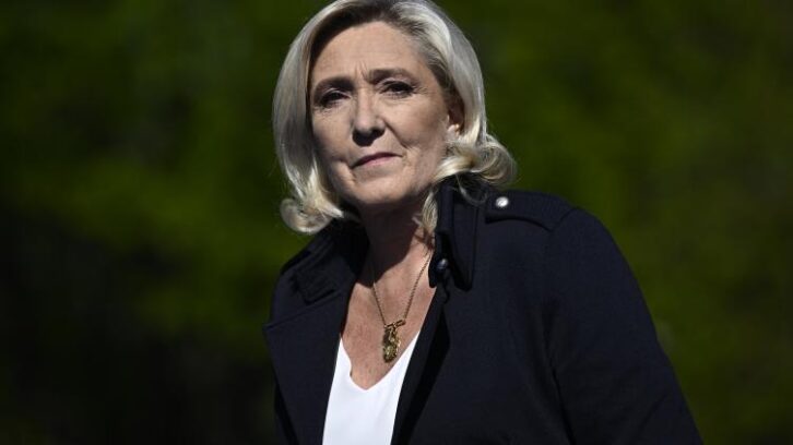 Image à la une de Marine Le Pen conteste en justice sa démission d’office comme conseillère départementale