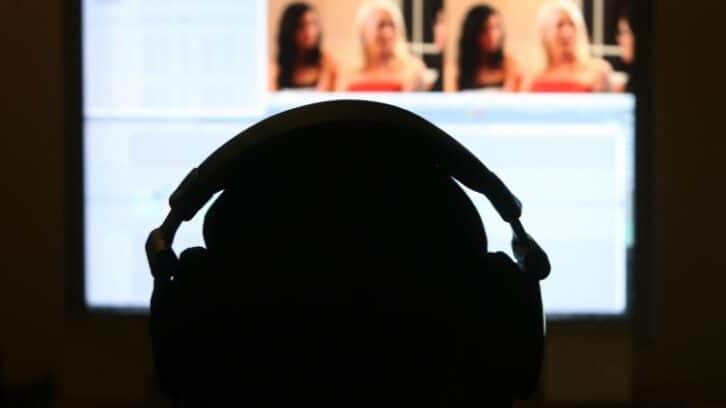 Image à la une de Vérification d’âge: l’Arcom met en demeure deux sites pornographiques