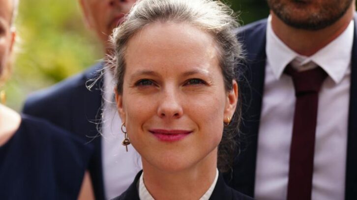 Image à la une de Lucie Castets appelle à “une primaire des gauches la plus large possible”