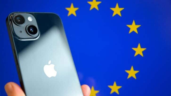 Image à la une de Concurrence: l’UE inflige des amendes à Apple et Meta, au risque d’irriter Trump
