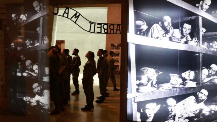 Image à la une de Au mémorial de la Shoah à Jérusalem, le théâtre pour entretenir le souvenir