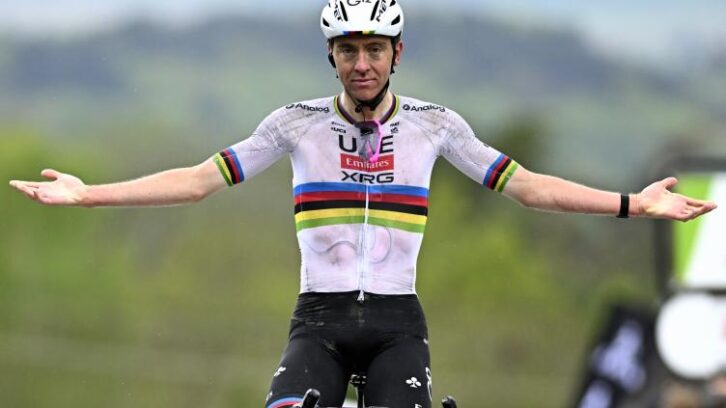 Image à la une de Flèche Wallonne: Pogacar remet les pendules à l’heure