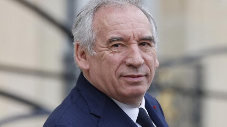 Image à la une de Bayrou et son gouvernement dévoilent leur plan contre les déserts médicaux