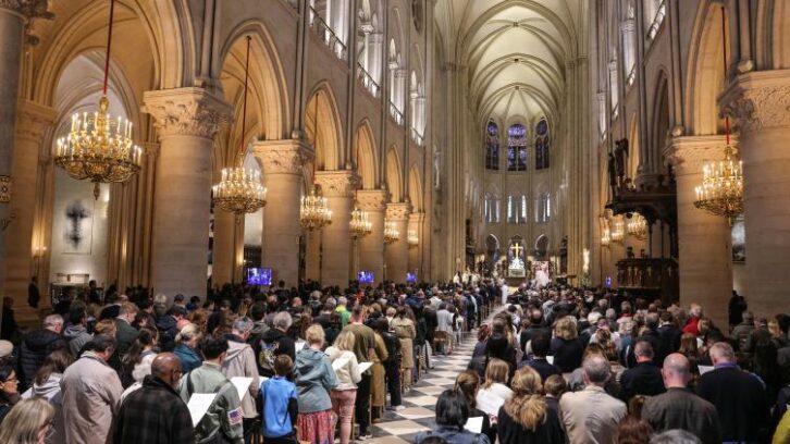 Image à la une de Nouvelle messe à Notre-Dame de Paris pour le pape François