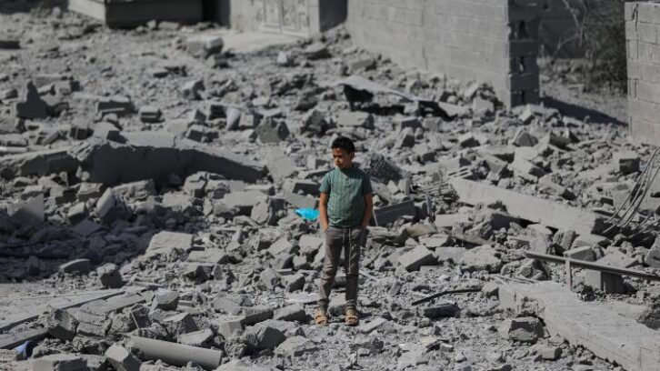 Image à la une de Washington dit avoir frappé 800 cibles au Yémen depuis mi-mars, huit nouveaux morts selon les Houthis