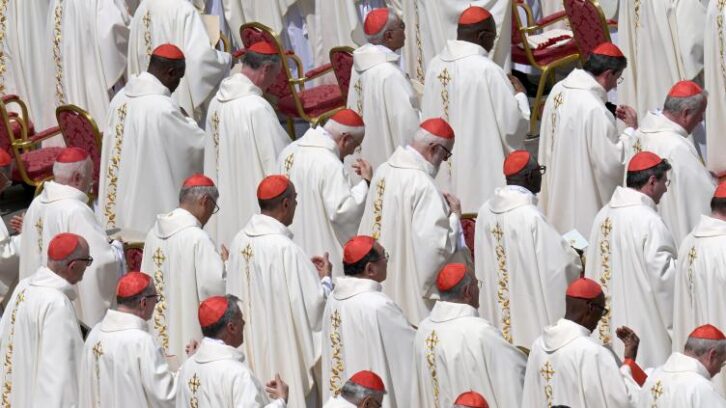 Image à la une de Les cardinaux doivent arrêter le calendrier du conclave pour élire un nouveau pape