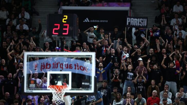 Image à la une de Basket: le Paris Basketball et sa salle conquis par “le phénomène Euroligue”