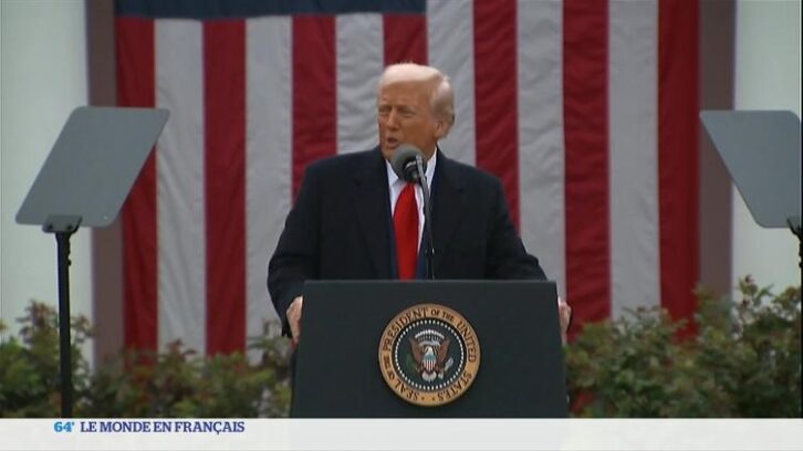 Image à la une de États-Unis : Donald Trump appelle les Américains à “tenir bon”
