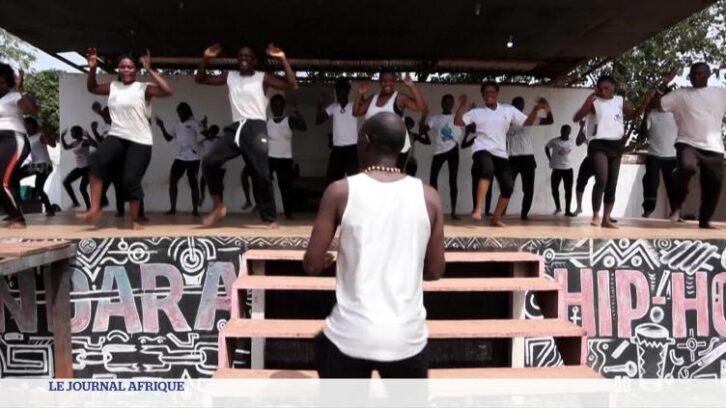 Image à la une de Centrafrique : le ballet national, gardien des danses traditionnelles