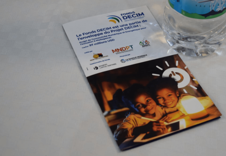 Image à la une de Objectif 80% d’accès à l’électricité à Madagascar : 2,3 millions des personnes supplémentaires connectées par le projet DECIM d’ici 2028