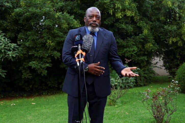 Image à la une de Joseph Kabila en RDC, présidentielle au Gabon, enquête sur la BAD, crise Algérie-Mali et Constitution au Cameroun : les 5 infos qu’il ne fallait pas rater