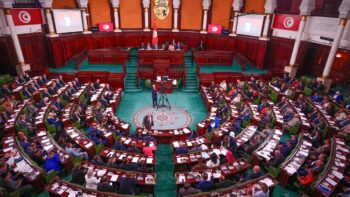 Image à la une de En Tunisie, l’Assemblée rejette un prêt français pour tenter de faire entendre sa voix