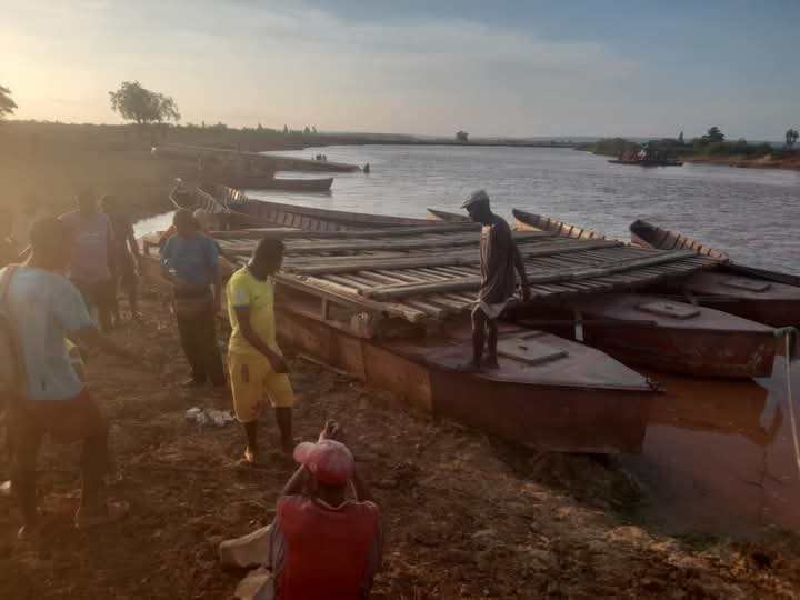 Image à la une de TRANSPORT FLUVIAL – Madirovalo de nouveau relié par bac avec Ambato-Boeny