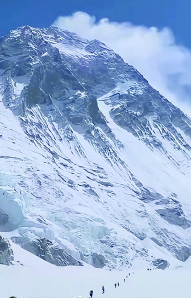 Image à la une de Ascension de l’Everest – Dernière ligne droite pour la famille malagasy