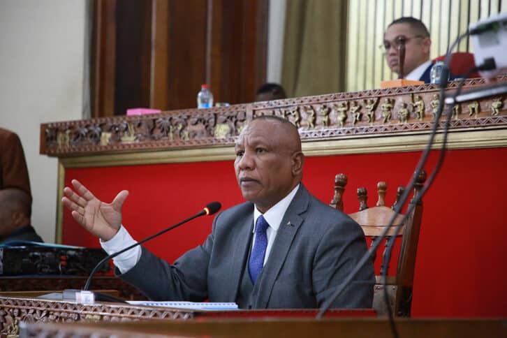 Image à la une de ASSEMBLÉE NATIONALE – Le gouvernement attendu de pied ferme