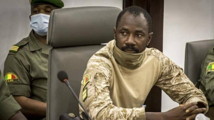 Image à la une de Au Mali, le général Assimi Goïta aborge la charte des partis politiques
