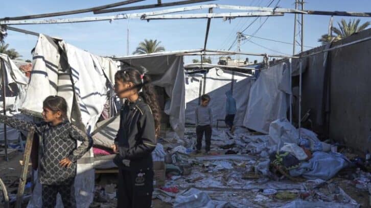 Image à la une de Huit morts à Gaza, le nouveau pape appelle à un cessez-le-feu