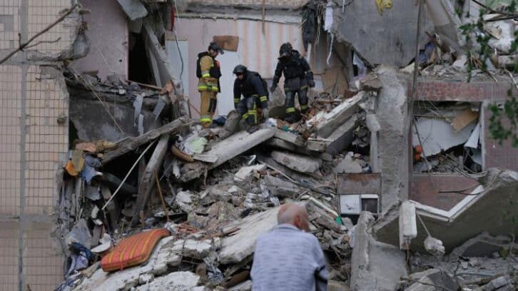 Image à la une de Ukraine : attaque record de drones russes, une femme tuée près de Kiev