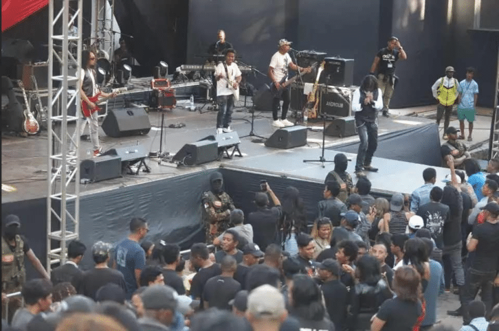 Image à la une de KIAKA ET IRAIMBILANJA – Le rock électrise Antsahamanitra