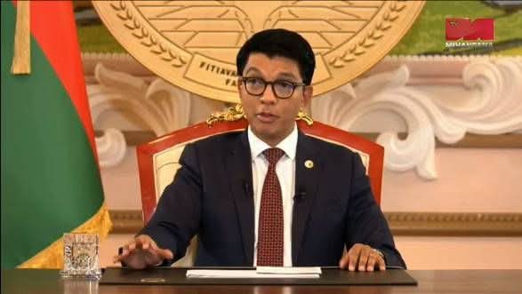 Image à la une de DIFFÉREND TERRITORIAL – Andry Rajoelina se dit prêt à un compromis sur la question des Îles éparses 