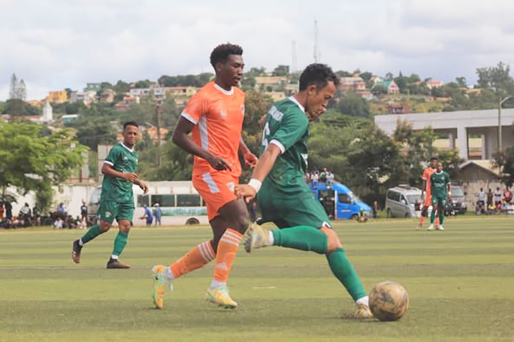Image à la une de FOOTBALL – COUPE DE MADAGASCAR – Chocs entre clubs élites et équipes régionales