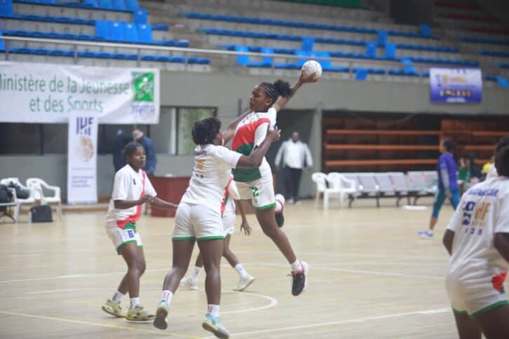Image à la une de HANDBALL – Les cadettes  Akio victorieuses par forfait