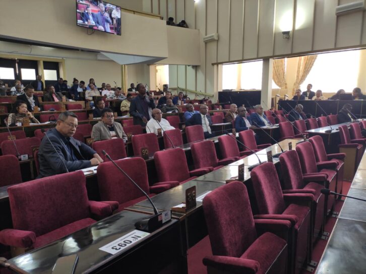 Image à la une de ASSEMBLÉE NATIONALE –  Les peines contre les vols de bœufs amplifiées