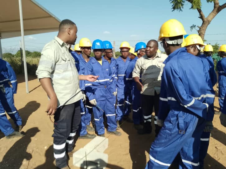 Image à la une de TOLIARA – Des jeunes formés en maçonnerie