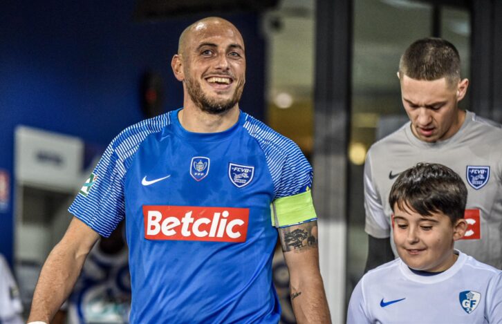 Image à la une de FOOTBALL – Clément Couturier quitte le FC Villefranche Beaujolais
