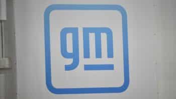 Image à la une de General Motors abaisse ses prévisions 2025 à cause des droits de douane