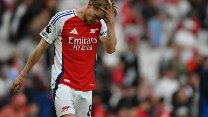 Image à la une de Angleterre: Arsenal se rate avant le sommet à Paris