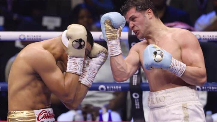 Image à la une de Boxe: Surace perd la revanche contre Munguia