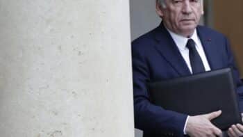 Image à la une de François Bayrou à Marseille pour engager une réflexion sur le financement des transports de demain