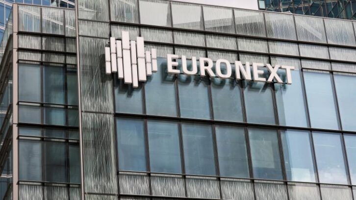 Image à la une de La Bourse de Paris marque une pause avant la réunion de la Fed